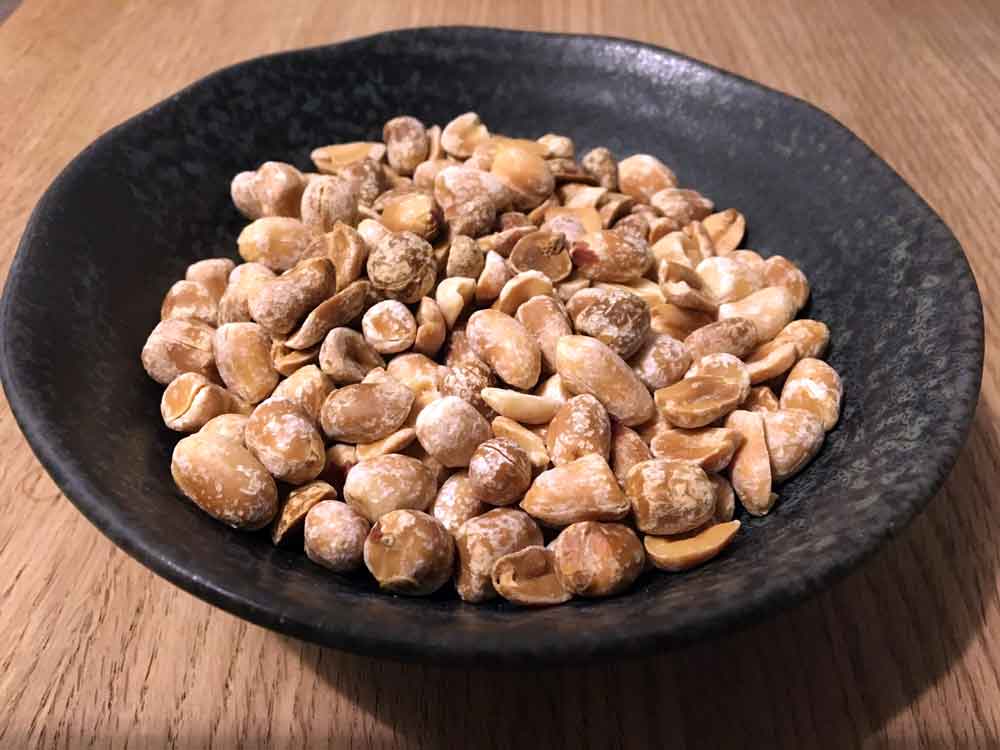 Opskrift: Hjemmelavede saltede peanuts