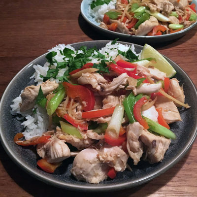 Opskrift: Thai kylling med ingefær (gai pad khing)