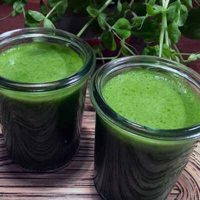 Opskrift: Hjemmelavet juice af spinat og fennikel