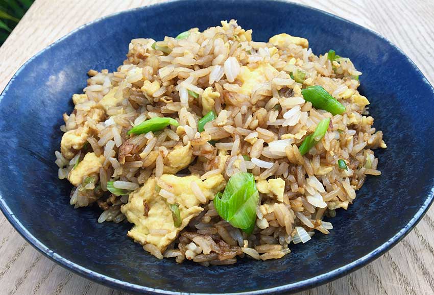 Opskrift: Kinesiske stegte ris med æg