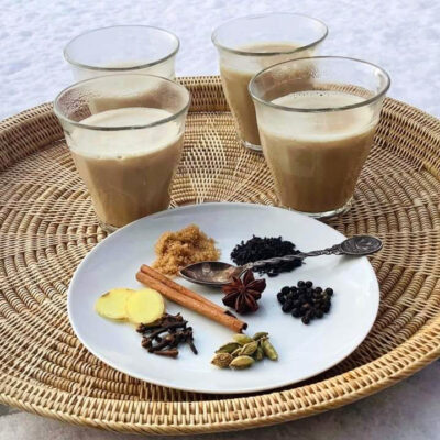Autentisk indisk chai masala / chai latte